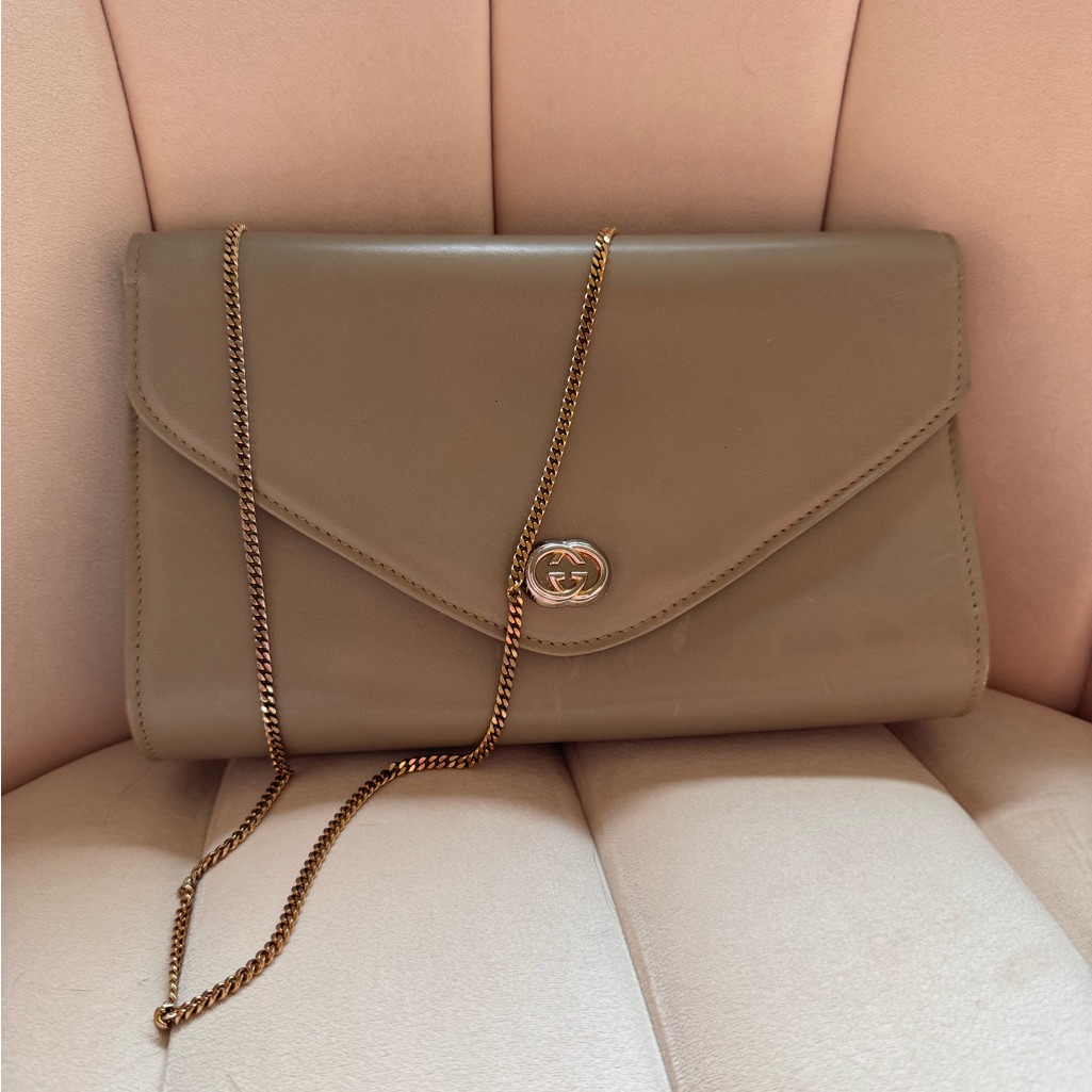 Gucci Neutral Leather Chain Shoulder Or Crossbody Bag